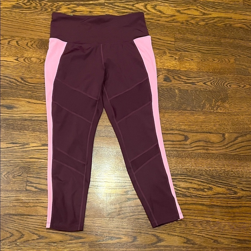 Tangerine M NWT Pink and Purple Leggings